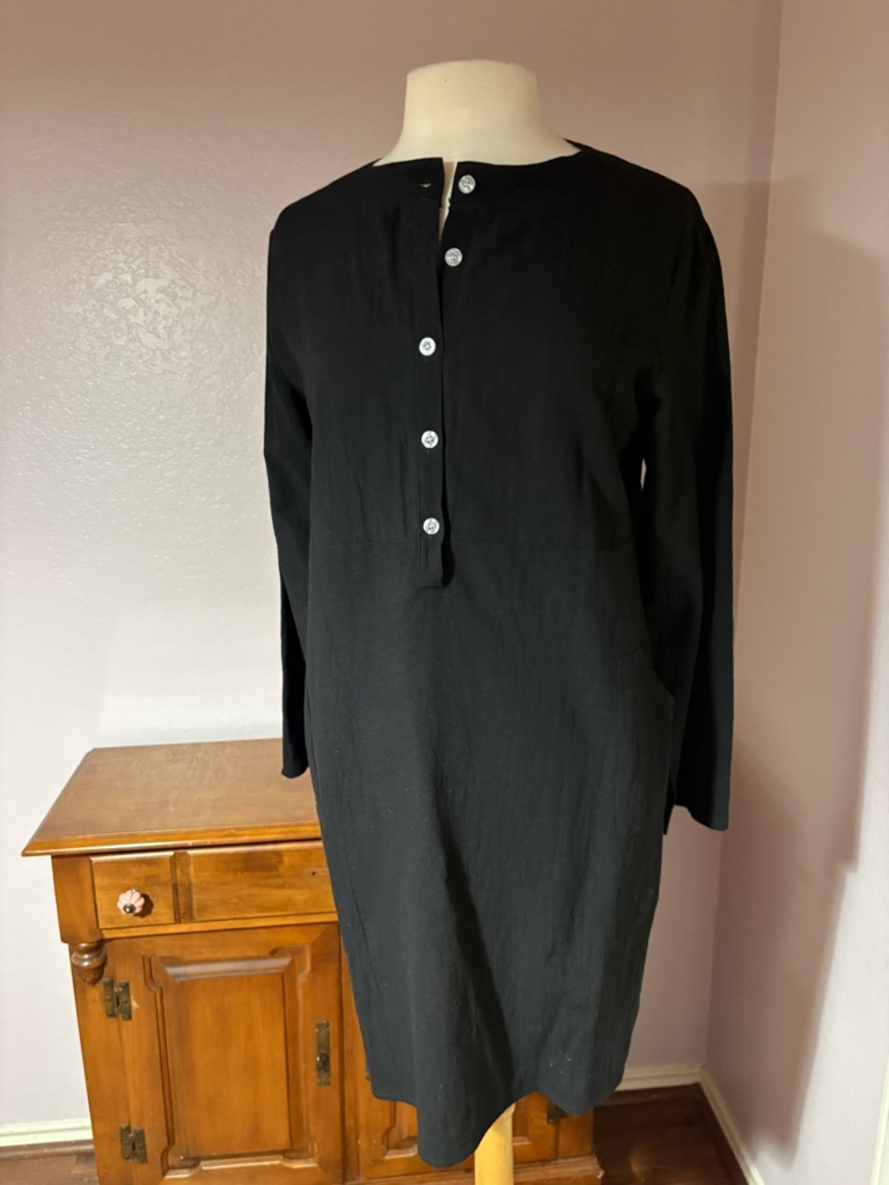 Amazon Black Long Sleeve Midi Dress with Button Placket Size Large